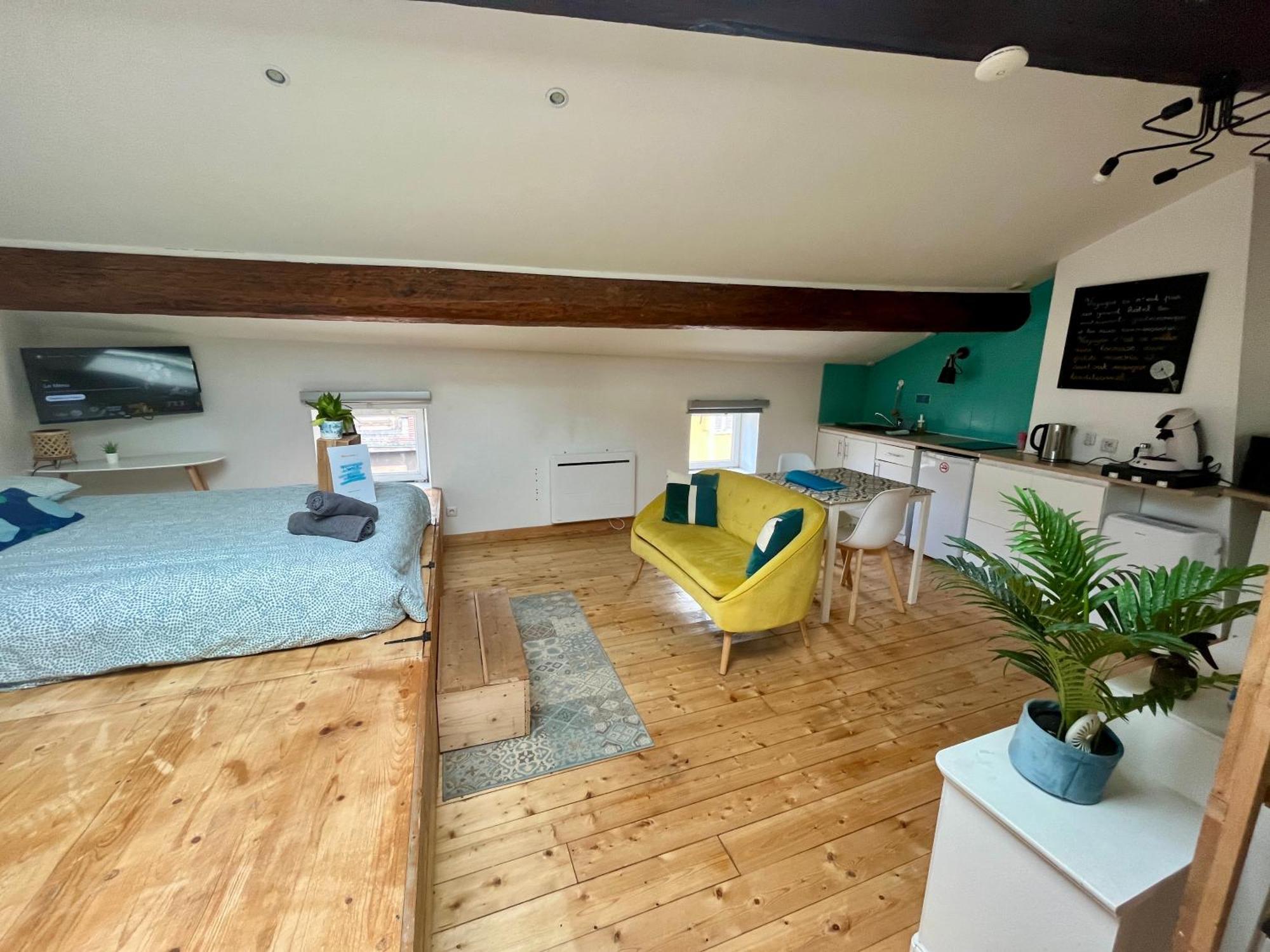 La Cachette Des Poutres Apartment ลาร์แบรล ภายนอก รูปภาพ